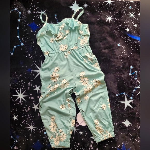 Romper (4t) - Picture 1 of 3
